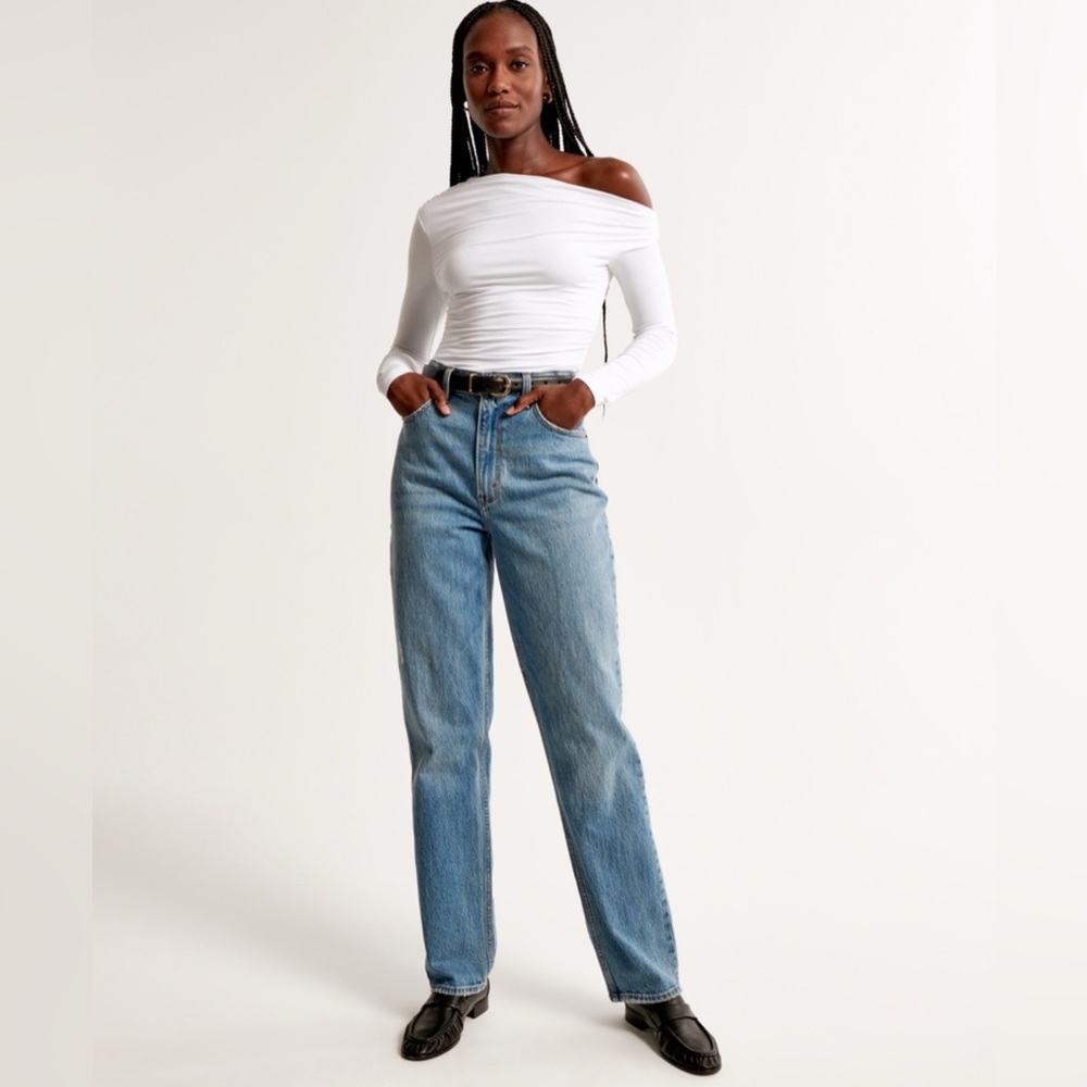 Abercrombie & Fitch 90s Straight Ultra High Rise Jean curve love 27/4r
